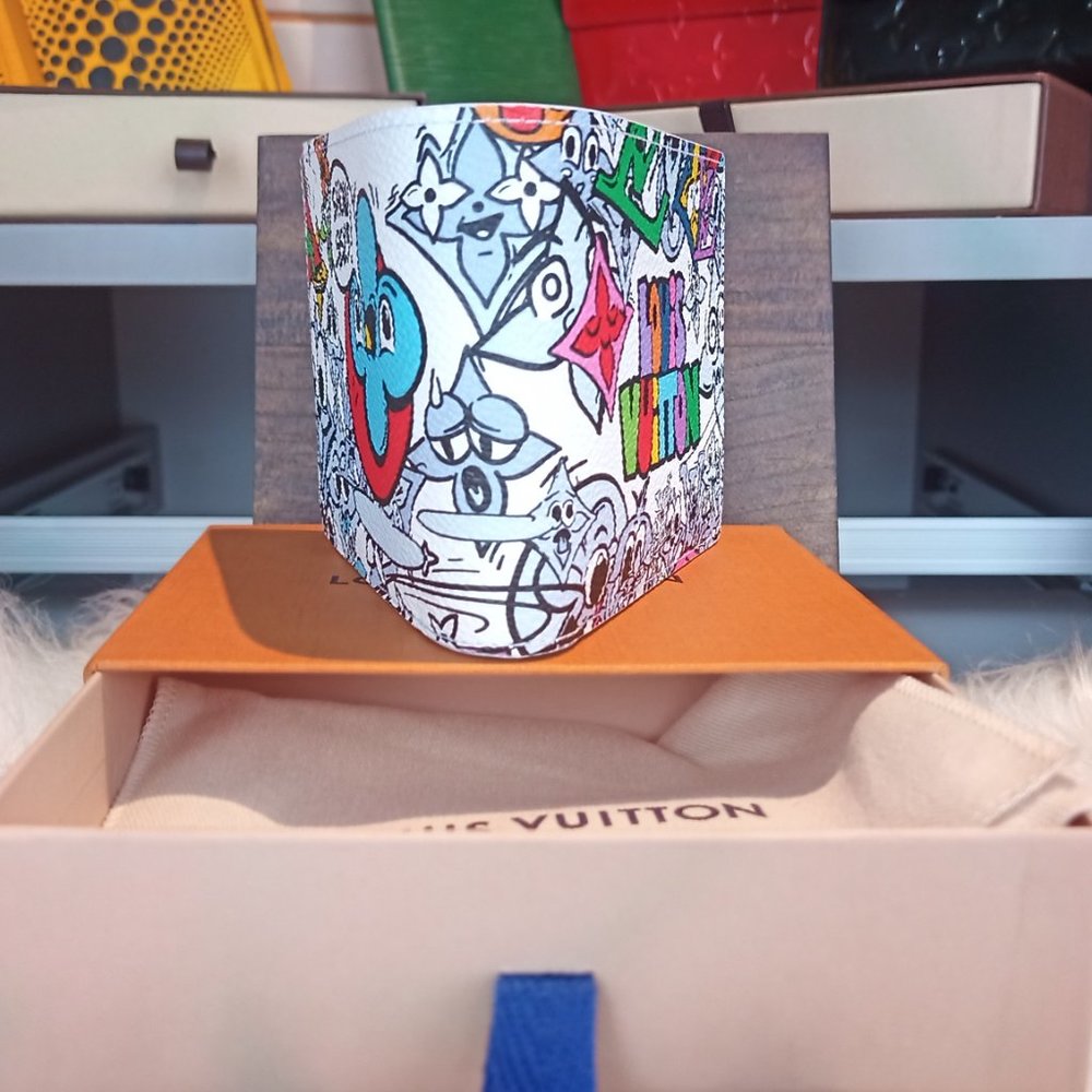 FAB! LV COMIC Multiple Wallet (SS23 Virgil's Last Project) BNWT! Full Inclusion - Picture 13 of 14